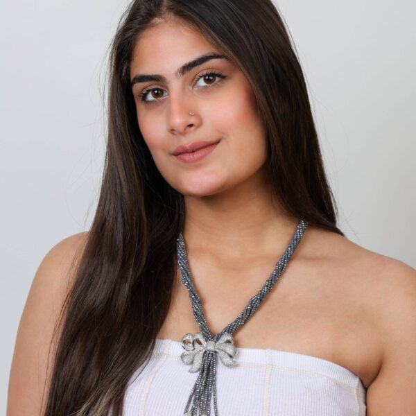 Bow Necklace