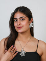 Winged Pendant Set