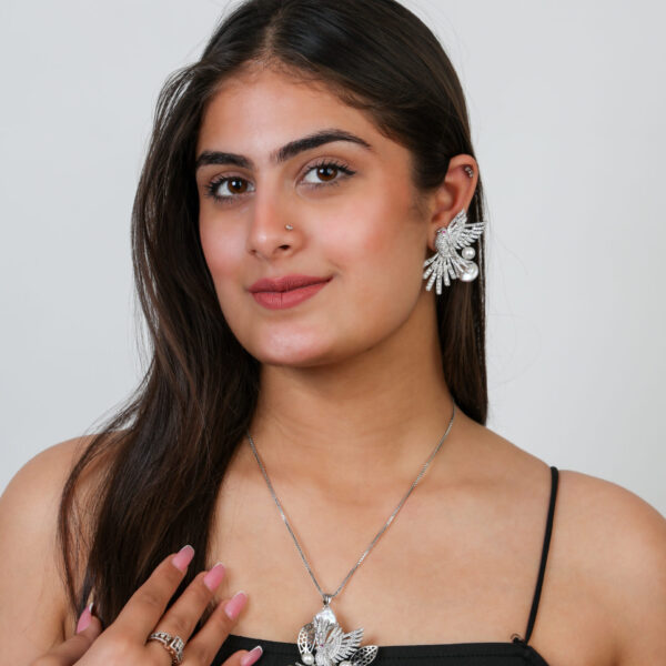 Winged Pendant Set
