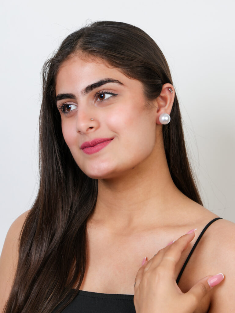 pearl studs